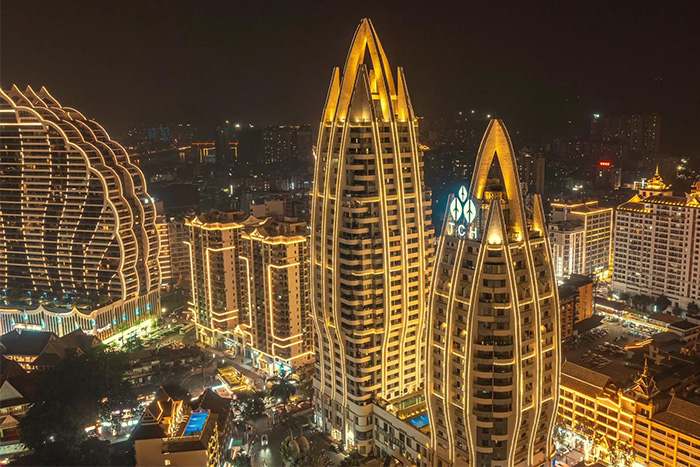 想讓酒店成為網(wǎng)紅打卡地？試試外墻亮化的秘密！