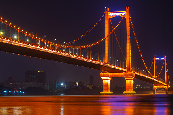 橋梁夜景燈光設(shè)計(jì)
