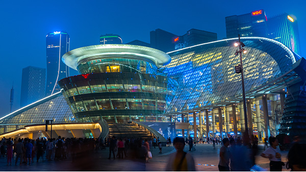 產(chǎn)業(yè)園亮化設(shè)計打造高端的辦公氛圍